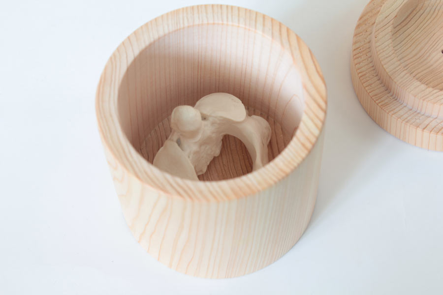 のど仏が入る骨壷は、このぐらいの大きさがあれば十分